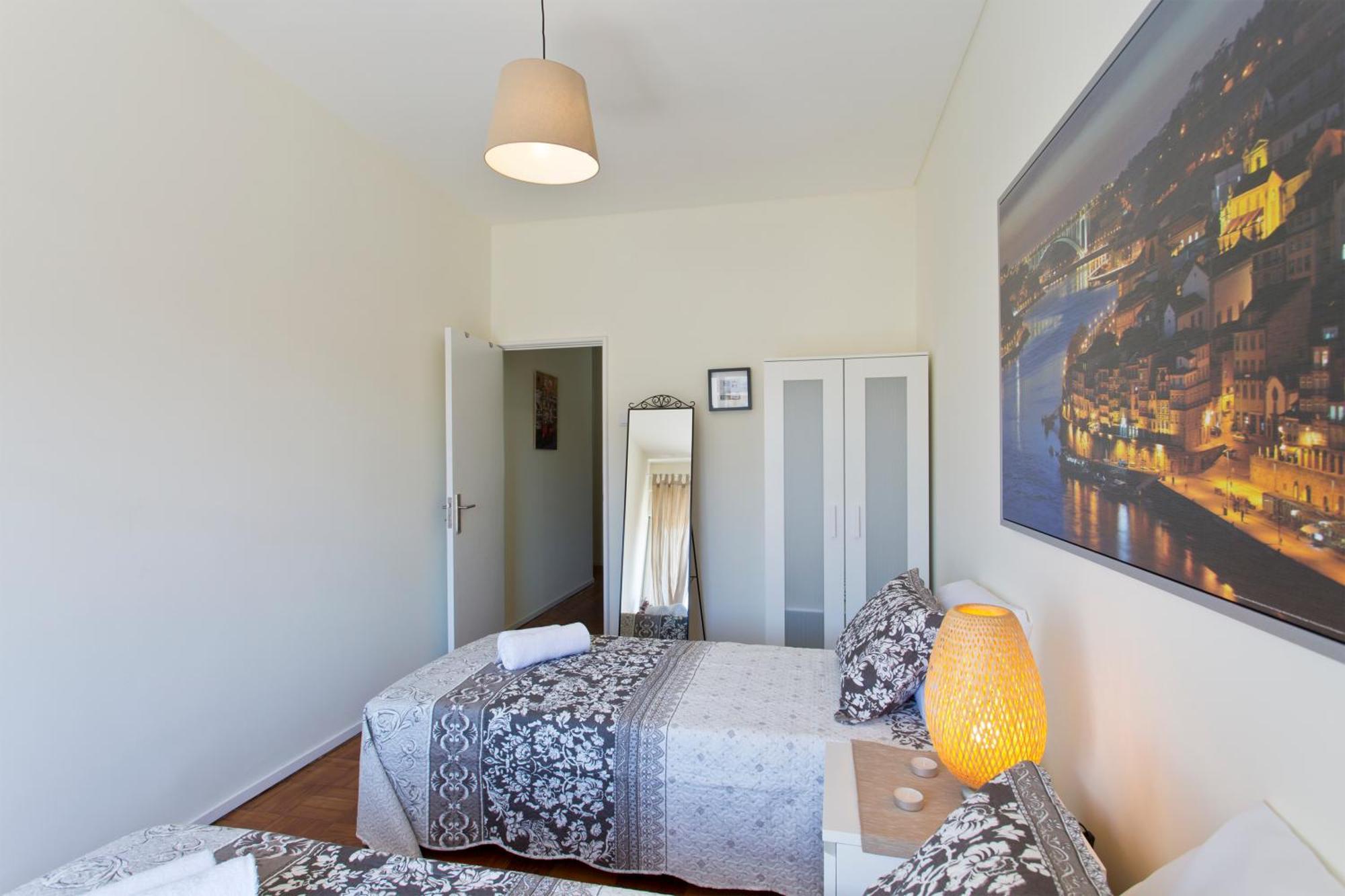 Sweet Flats With Netflix - Bolhao City Center Διαμέρισμα Πόρτο Δωμάτιο φωτογραφία